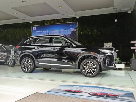 奥迪RS4车型定位是什么(奥迪各车型机油加注量)