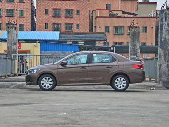 08款宝马i120为什么方向重(宝马为什么没有备胎)