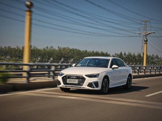 比亚迪元新能源是插电混动吗(福特和比亚迪ev360元新能源汽车)